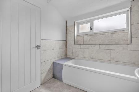 3 bedroom Terraced House for sale in Grafton Street, Grimsby, DN32