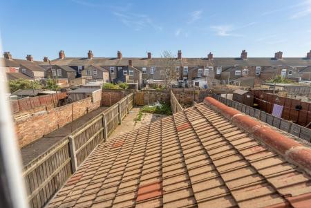 3 bedroom Terraced House for sale in Grafton Street, Grimsby, DN32