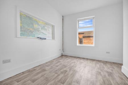 3 bedroom Terraced House for sale in Grafton Street, Grimsby, DN32