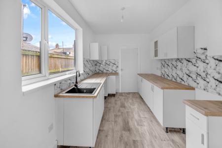 3 bedroom Terraced House for sale in Grafton Street, Grimsby, DN32