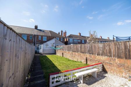 2 bedroom Terraced House for sale in Fairfax Road, Grimsby, DN34