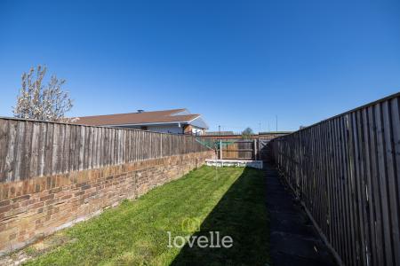 2 bedroom Terraced House for sale in Fairfax Road, Grimsby, DN34