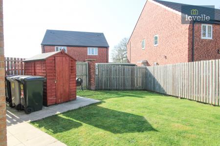 2 bedroom Semi-detached house for sale in Acorn Avenue, Louth, LN11
