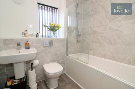 2 bedroom Semi-detached house for sale in Acorn Avenue, Louth, LN11