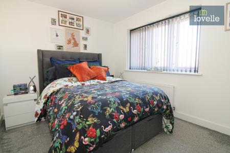 2 bedroom Semi-detached house for sale in Acorn Avenue, Louth, LN11