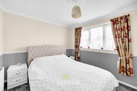3 bedroom Terraced House for sale in Buttermere Way, Grimsby, DN32