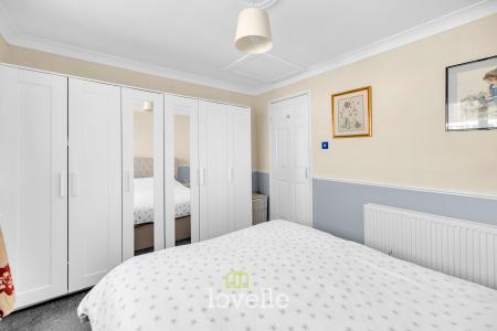 3 bedroom Terraced House for sale in Buttermere Way, Grimsby, DN32