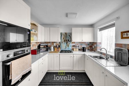 3 bedroom Terraced House for sale in Buttermere Way, Grimsby, DN32