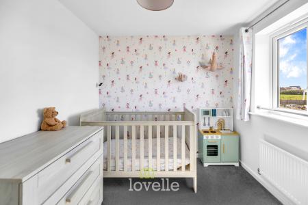 3 bedroom Semi-detached house for sale in Buttercup Way, Scartho Top, Grimsby, DN33