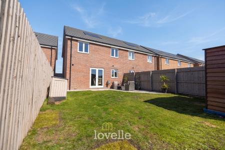 3 bedroom Semi-detached house for sale in Buttercup Way, Scartho Top, Grimsby, DN33