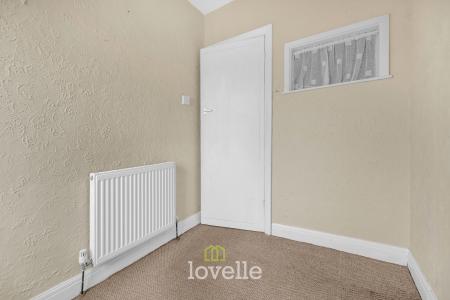 3 bedroom Terraced House for sale in Chelmsford Avenue, Grimsby, DN34