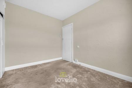 3 bedroom Terraced House for sale in Chelmsford Avenue, Grimsby, DN34