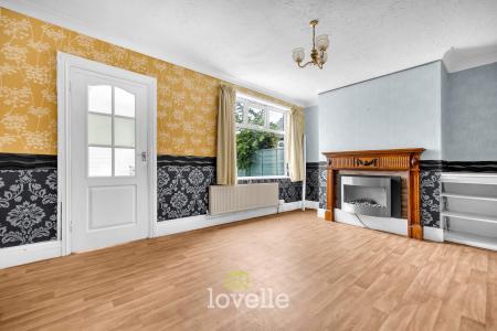 3 bedroom Terraced House for sale in Chelmsford Avenue, Grimsby, DN34