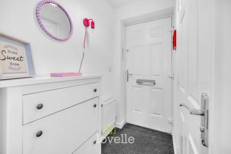 2 bedroom Semi-detached house for sale in Alexandra Close, Grimsby, DN31