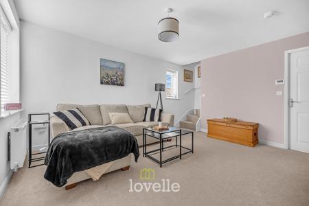 2 bedroom Semi-detached house for sale in Alexandra Close, Grimsby, DN31