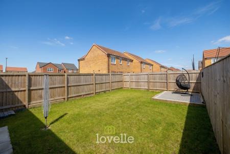 2 bedroom Semi-detached house for sale in Alexandra Close, Grimsby, DN31