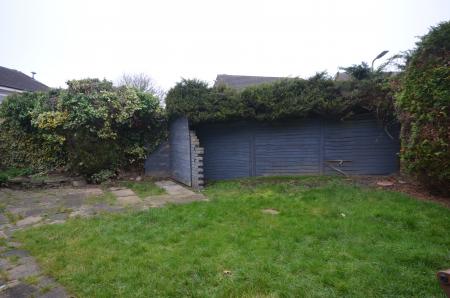 3 bedroom Semi-detached house to let in Collingwood Crescent, Laceby Acres, Grimsby, DN34