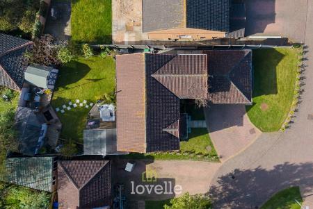 4 bedroom Detached house for sale in Cowslip Court, Healing, DN41