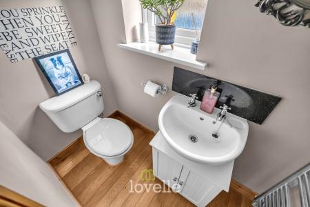 4 bedroom Detached house for sale in Cowslip Court, Healing, DN41