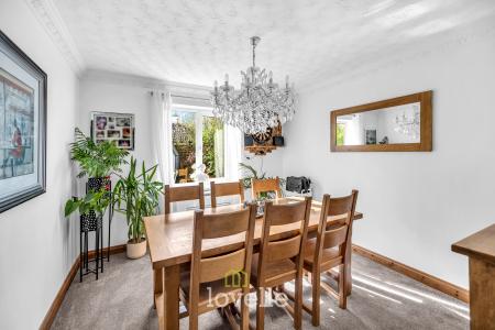 4 bedroom Detached house for sale in Cowslip Court, Healing, DN41