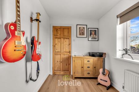 4 bedroom Detached house for sale in Cowslip Court, Healing, DN41