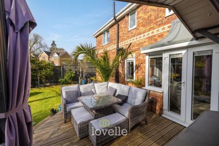 4 bedroom Detached house for sale in Cowslip Court, Healing, DN41