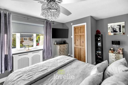 4 bedroom Detached house for sale in Cowslip Court, Healing, DN41