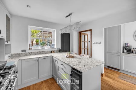 4 bedroom Detached house for sale in Cowslip Court, Healing, DN41