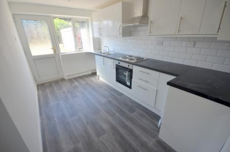 2 bedroom Flat to let in Pelham Road, Immingham, DN40