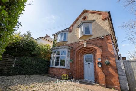 Weelsby Road, Grimsby, DN32
