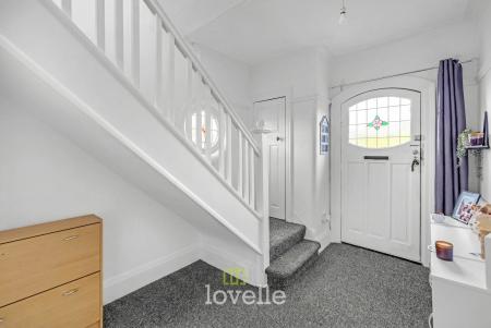 4 bedroom Detached house for sale in Weelsby Road, Grimsby, DN32