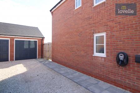 4 bedroom Detached house for sale in Tuxworth Way, Louth, LN11