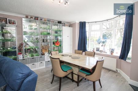 4 bedroom Semi-detached house for sale in Conisholme Road, North Somercotes, LN11