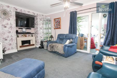 4 bedroom Semi-detached house for sale in Conisholme Road, North Somercotes, LN11