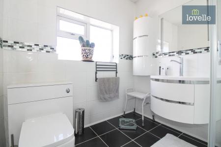 4 bedroom Semi-detached house for sale in Conisholme Road, North Somercotes, LN11