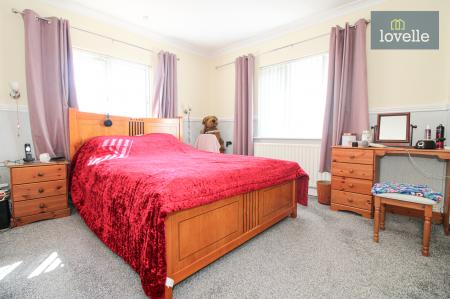 4 bedroom Semi-detached house for sale in Conisholme Road, North Somercotes, LN11