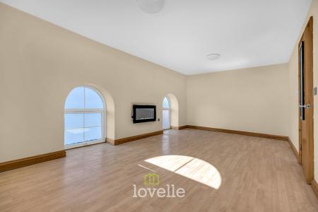 3 bedroom Semi-detached house for sale in Chapel Road, Habrough, DN40