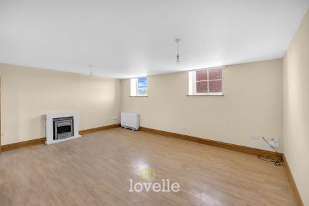 3 bedroom Semi-detached house for sale in Chapel Road, Habrough, DN40