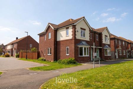 3 bedroom Semi-detached house for sale in Gervase Holles Way, Grimsby, DN33