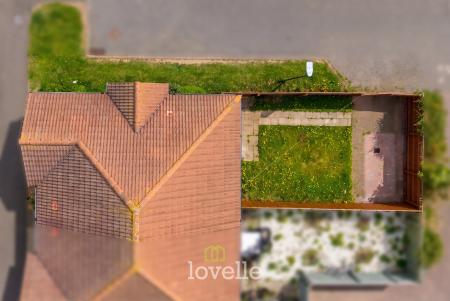 3 bedroom Semi-detached house for sale in Gervase Holles Way, Grimsby, DN33