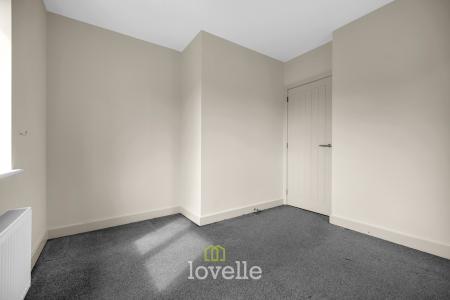 3 bedroom Semi-detached house for sale in Gervase Holles Way, Grimsby, DN33