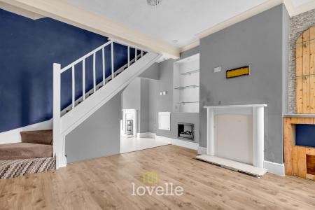 3 bedroom Terraced House for sale in Edward Street, Grimsby, DN32