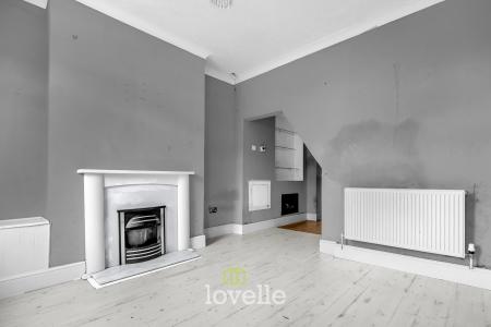 3 bedroom Terraced House for sale in Edward Street, Grimsby, DN32