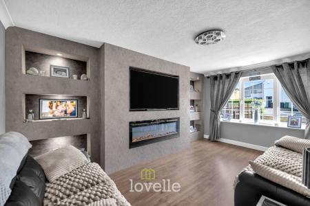 4 bedroom Semi-detached house for sale in Caistor Road, Laceby, DN37