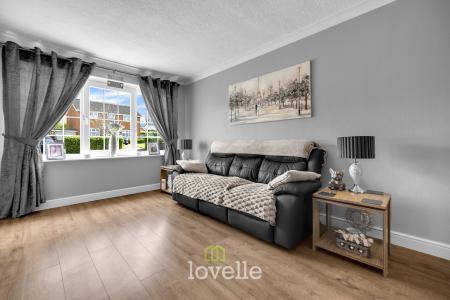 4 bedroom Semi-detached house for sale in Caistor Road, Laceby, DN37