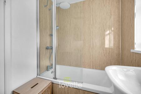 3 bedroom Semi-detached bungalow for sale in Eastbourne Way, Scartho, Grimsby, DN33