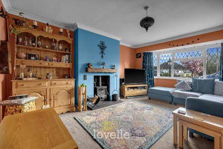 3 bedroom Semi-detached bungalow for sale in Eastbourne Way, Scartho, Grimsby, DN33