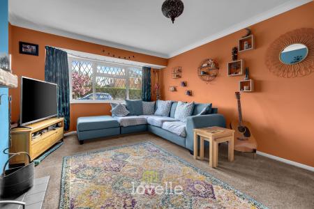 3 bedroom Semi-detached bungalow for sale in Eastbourne Way, Scartho, Grimsby, DN33