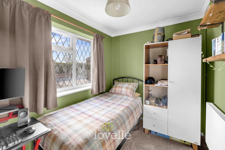 3 bedroom Semi-detached bungalow for sale in Eastbourne Way, Scartho, Grimsby, DN33