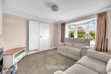 3 bedroom Terraced House for sale in Binbrook Way, Willows, Grimsby, DN37